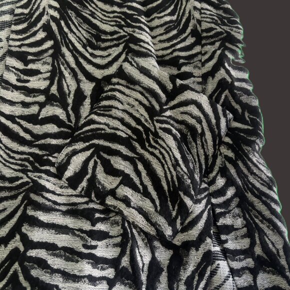 ZARA Basic Zebra Grey and Black Cardigan - Picture 5 of 11